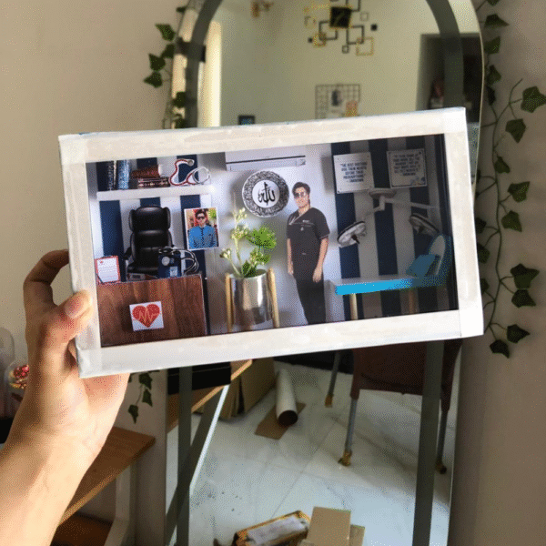 Pen Holder Doctor Theme