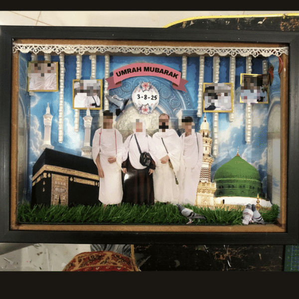Umrah Theme with family 13x9 LED Frame