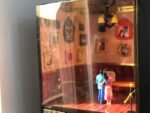 Museum of us box - Image 3