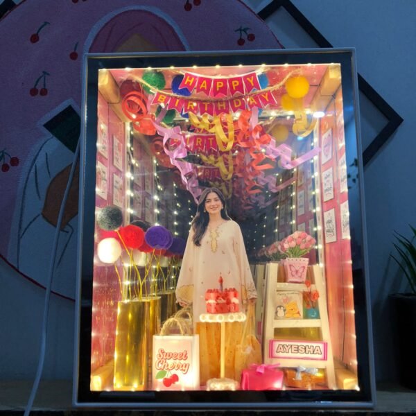 Infinity Magic Photo Frame