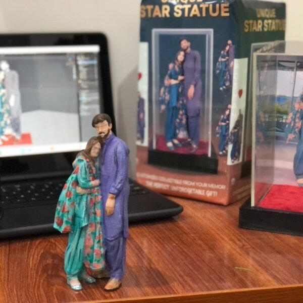 Custom 3D Acrylic Display Box